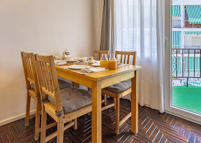 Gmc Turistics - The Old Fisherman House * Marbella